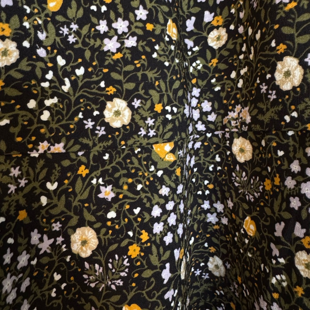 LOFT Black Floral Tiered Mini Skirt with White & Yellow Flowers - Picture 3 of 4